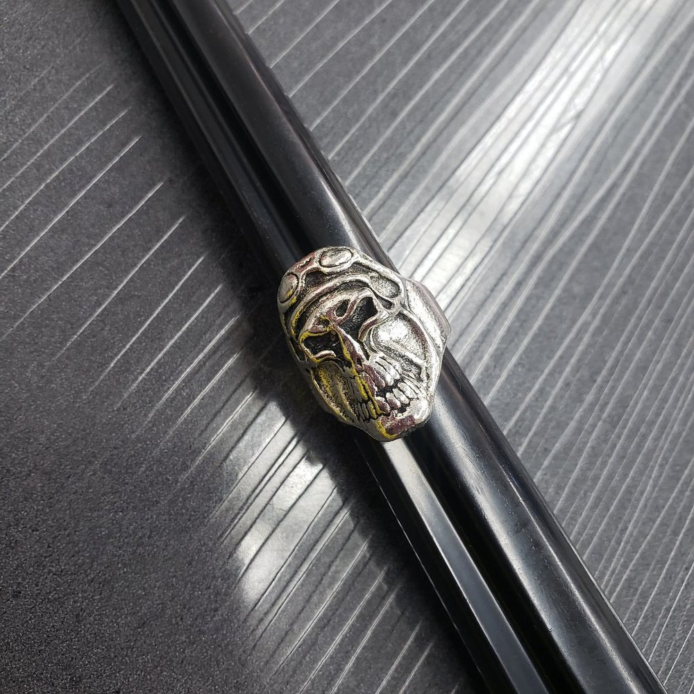 2/$15 Men's size 8 Silver-tone Skull Ring Fashion Jewelry